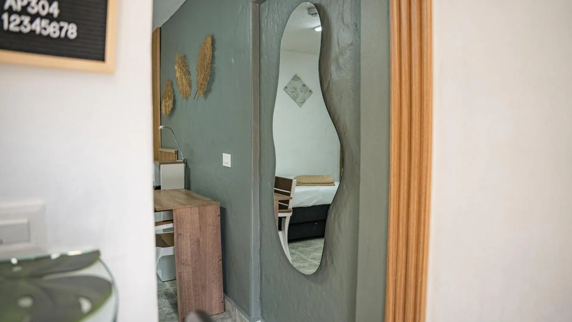 Rest Apartment In The Poblado Medellin
